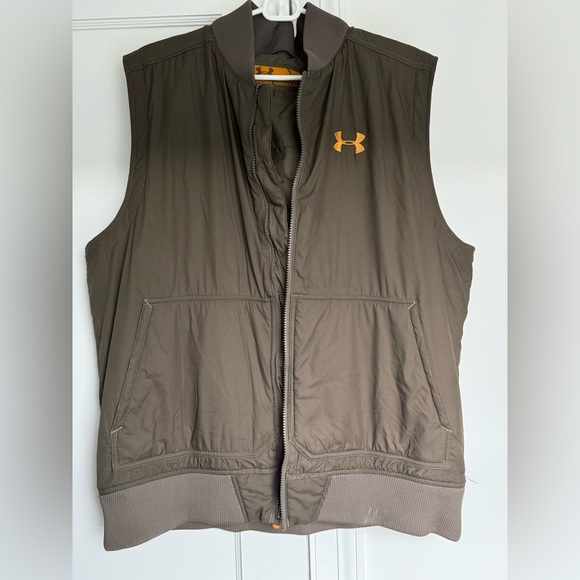 Under Armour Vest - Picture 1 of 3